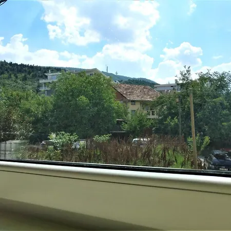 Апартаменты Stunning In Centre In Elite Neibourhood Vodno Скопье